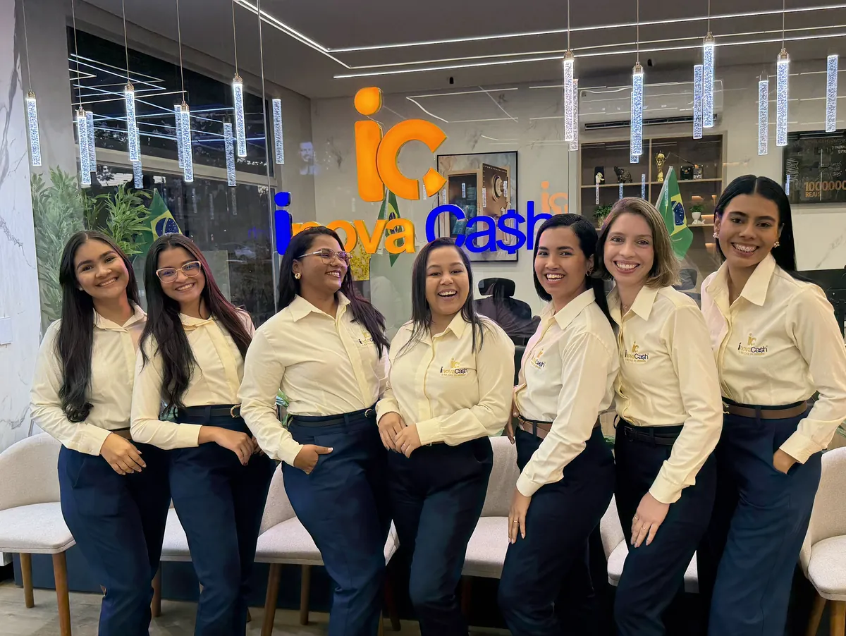 Equipe da Inova Cash na empresa, em Palmas